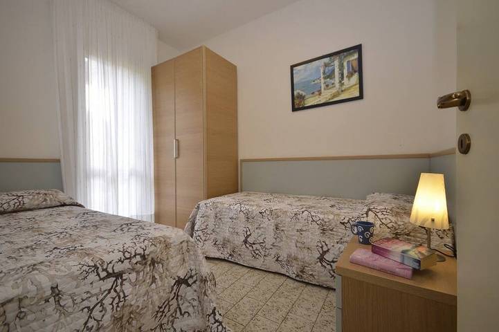 Ferienpark für 3 Personen, mit Garten und Pool in Bibione - 4