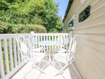 Caravan for 4 People in Combe Martin, Devon, Photo 1