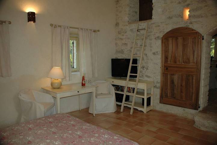 Location de vacances pour 4 personnes, avec terrasse à Buoux - 4