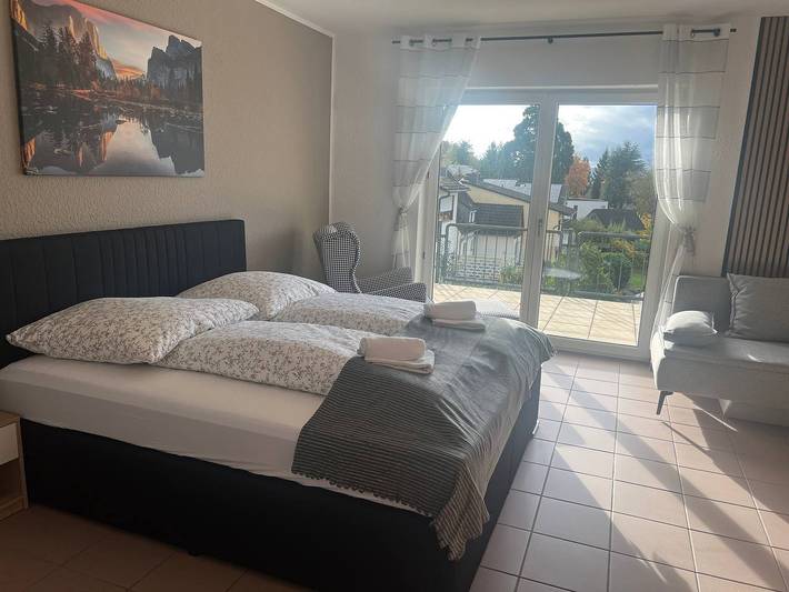Ferienhaus für 10 Personen, mit Balkon und Garten in Urbar