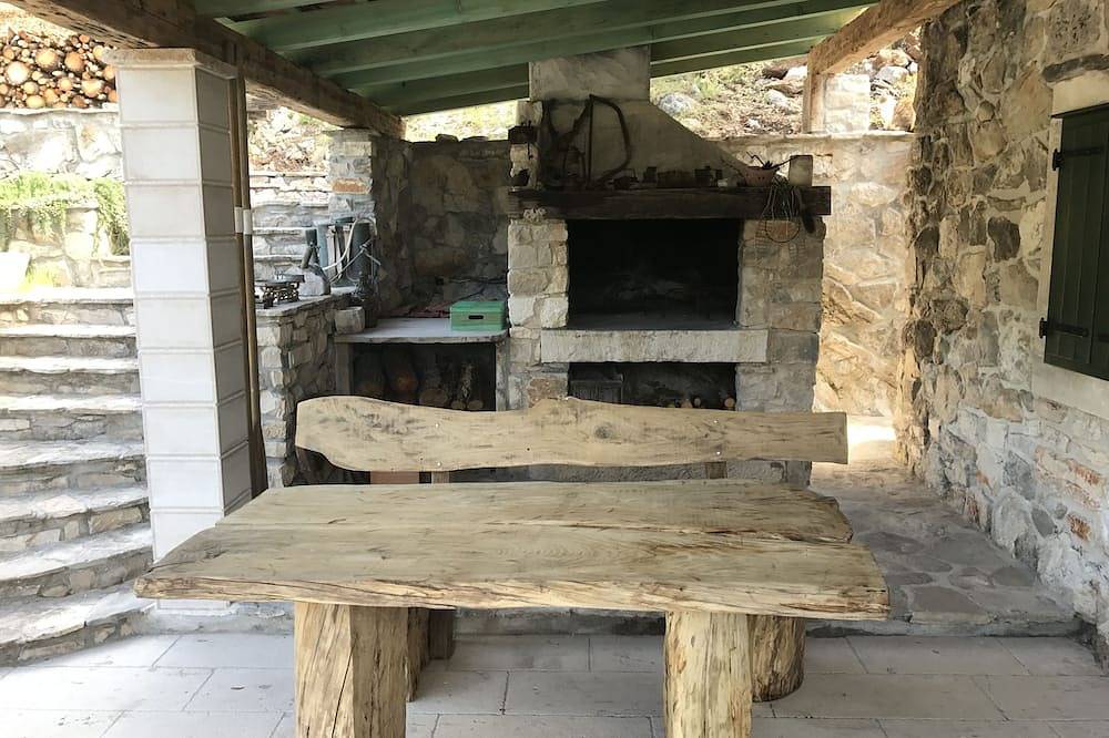 Remote Beach House Studena in Selca, Brac