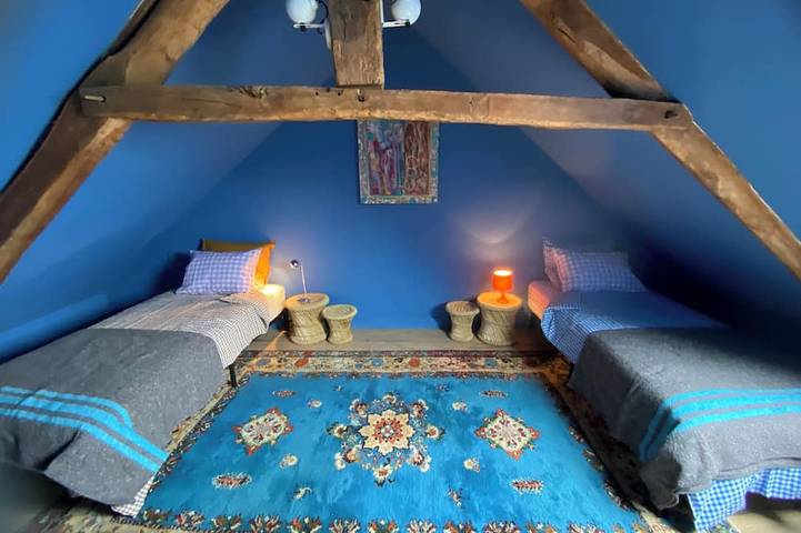 Location de vacances pour 4 personnes, avec terrasse à Saint-Cyr-du-Bailleul - 4