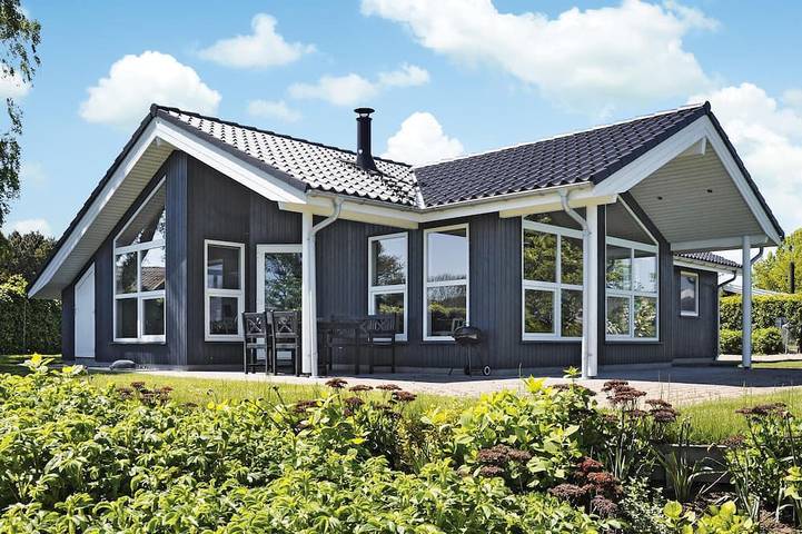 Feriehus for 6 personer, med hage og sauna i tillegg til terrasse - 1