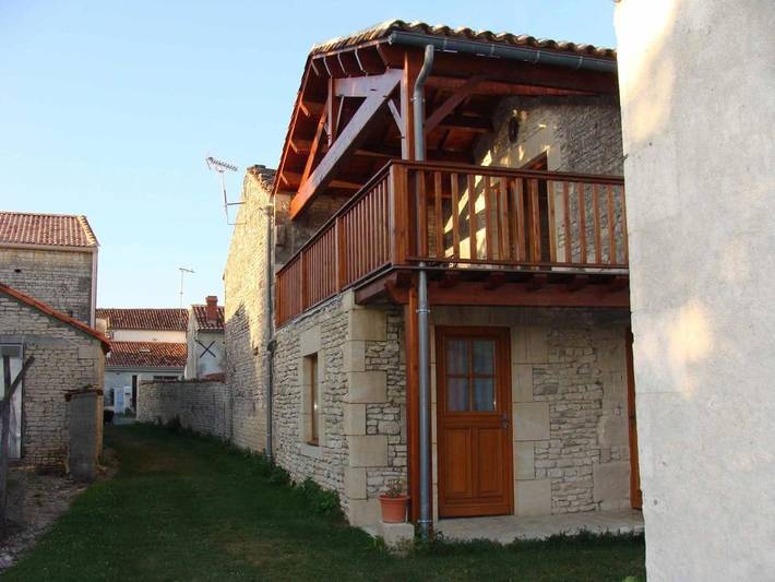Location de vacances pour 3 personnes, avec Jardin dans Blanzac-lès-Matha