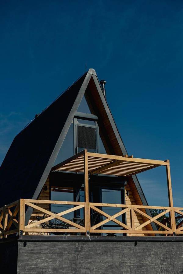 Location de vacances pour 4 personnes, avec balcon ainsi que jacuzzi et jardin à Kosjerić - 3