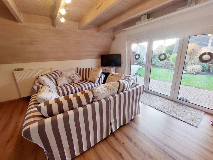 Ferienhaus für 2 Personen, mit Balkon und Terrasse sowie Garten
