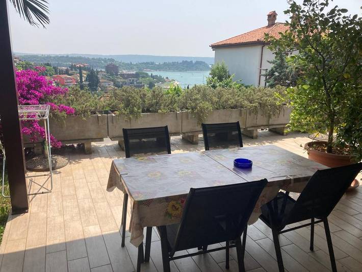 Ferienwohnung für 5 Personen, mit Terrasse und Ausblick in Portoroz - 4