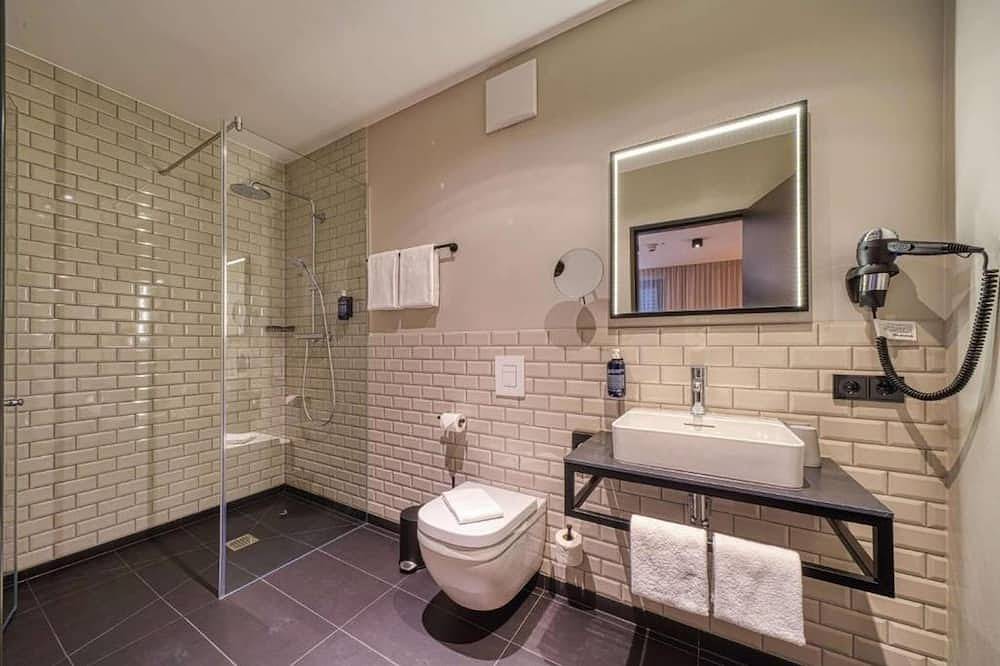 Ganze Wohnung, Vienna House Easy Bonn by Sunday Deluxe Zimmer in Bad Godesberg, Bonn