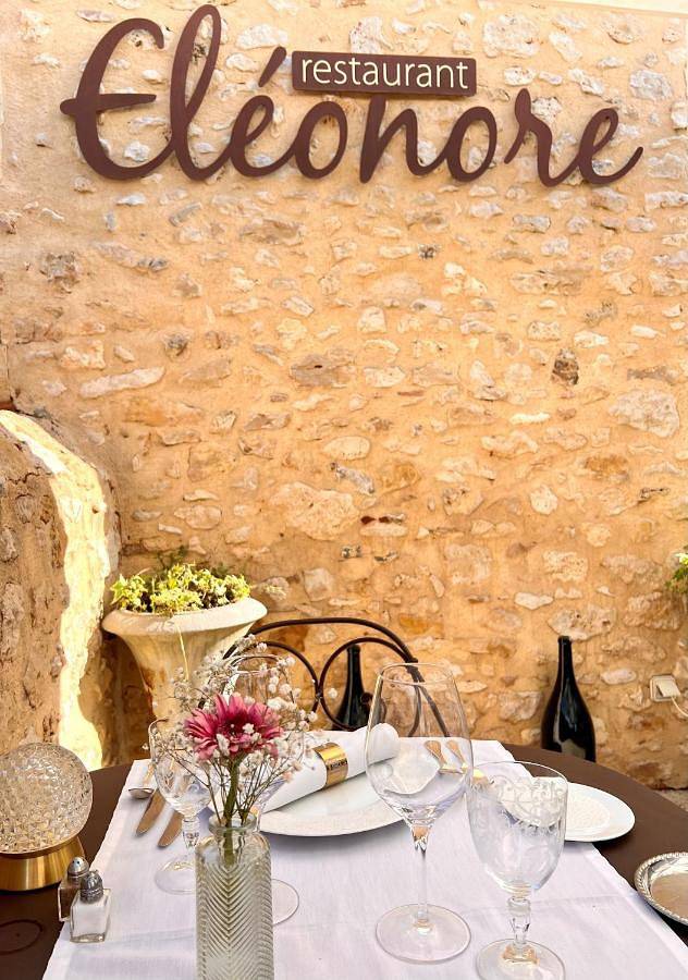 Château Hôtel Edward 1er in Monpazier, Périgord Pourpre