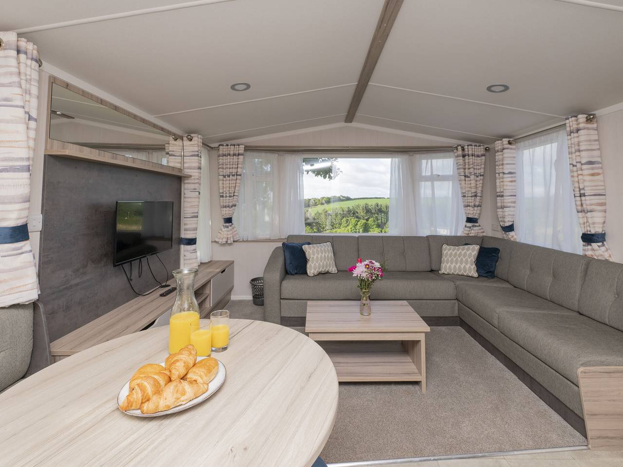 Static Caravan for 6 People in Polperro, Cornwall