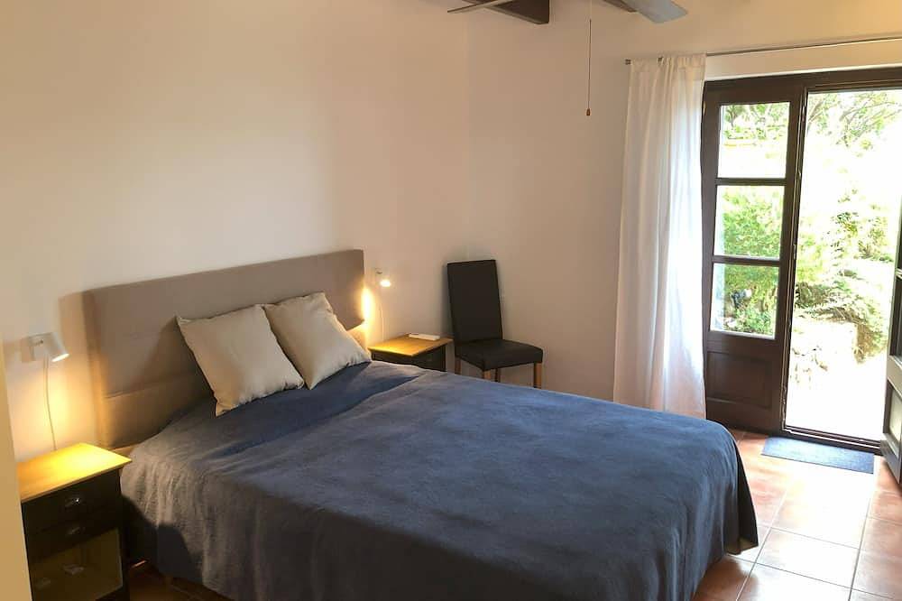 Fabulous 4-bedroom sea view villa with Pool, Ac, Wifi in beautiful Deià in Deià, West Majorca