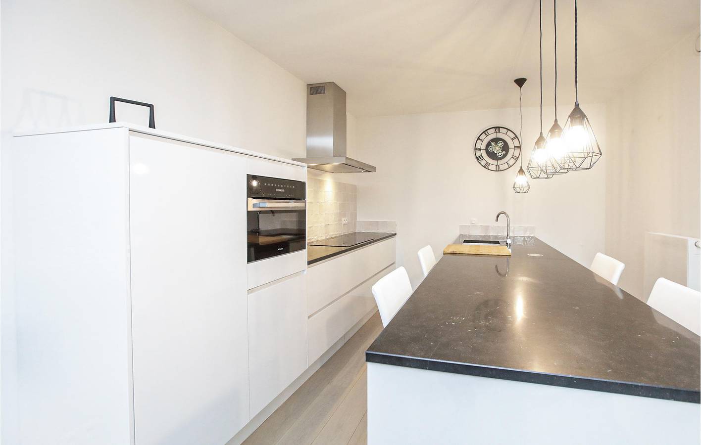 Appartement de vacances entier, Appartement de vacances pour 4 personnes avec terrasse in Ville d'Ostende, Oostende