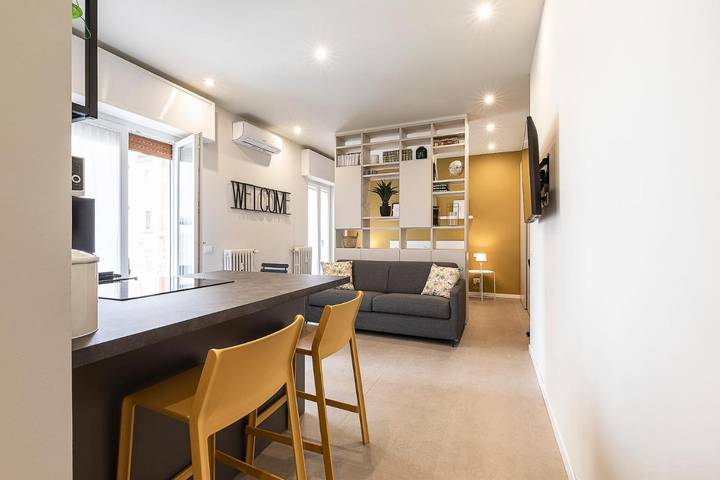 Gîte pour 4 personnes, avec balcon à Novare - 2