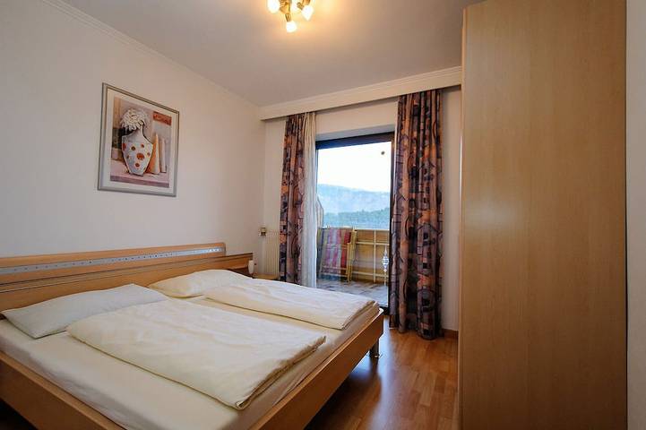 Ganze Wohnung, Große Ferienwohnung für 2-4 Personen - Residence Kronstein in Tisens, Prissian in Tisens, Nonsberggruppe