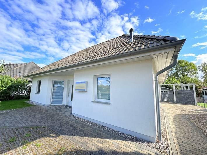 Ferienhaus für 6 Personen, mit Terrasse und Garten in Breege