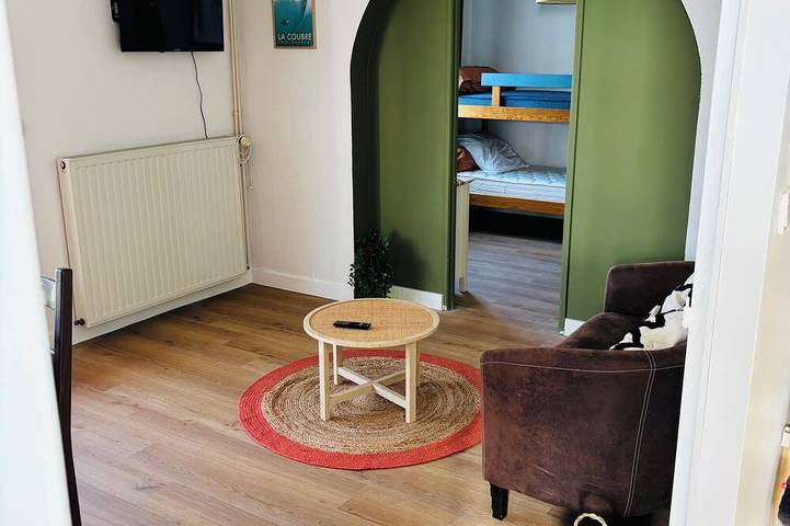 Location de vacances pour 6 personnes, avec jardin et balcon à Chaillevette - 2