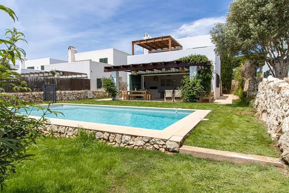 Villa Conguitos - modern, private pool, A/C in Biniancolla, Sant Lluís