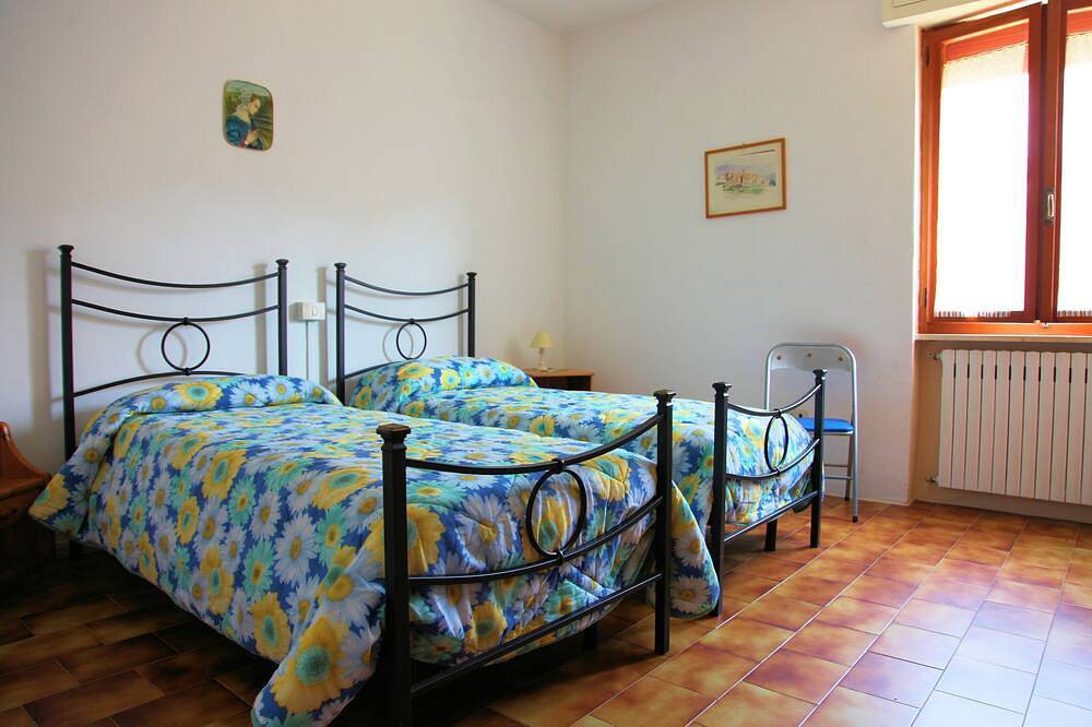 Ganze Wohnung, Haus mit Garten 25 Minuten vom Meer in Monteverdi Marittimo, Etruskische Küste