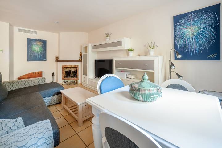 Ganze Wohnung, Apartment 'Charmantes Duplex in Hacienda Alamo' mit Gemeinschaftspool, Wlan und Klimaanlage in Hacienda del alamo, Fuente Alamo de Murcia