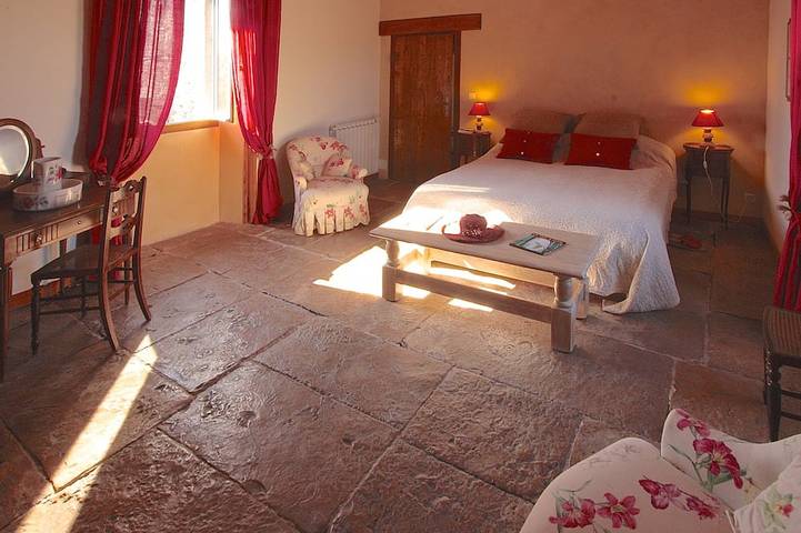 Gîte pour 10 personnes, avec jardin à Pompignan - 3