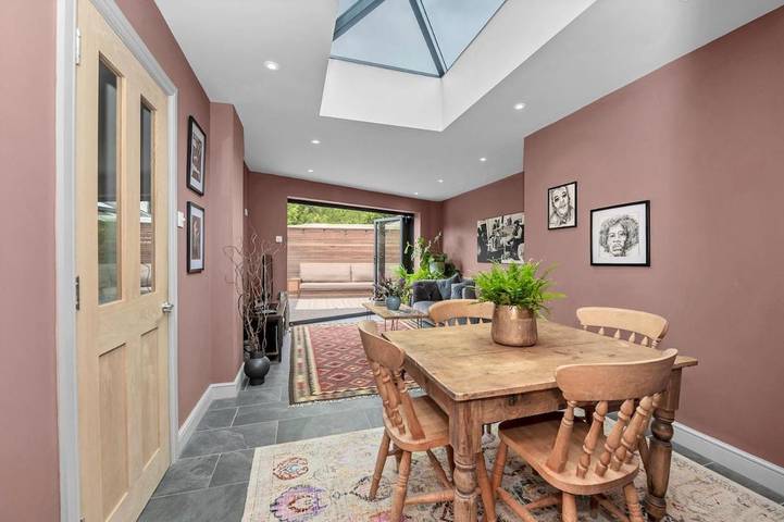 Holiday rental for 10 people, with garden, with pets in Bury St Edmunds