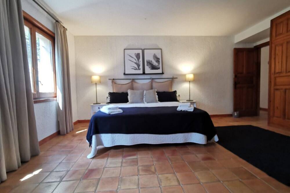 Sisiclaro very extensive house with stunning view in Tamariu, Costa Brava