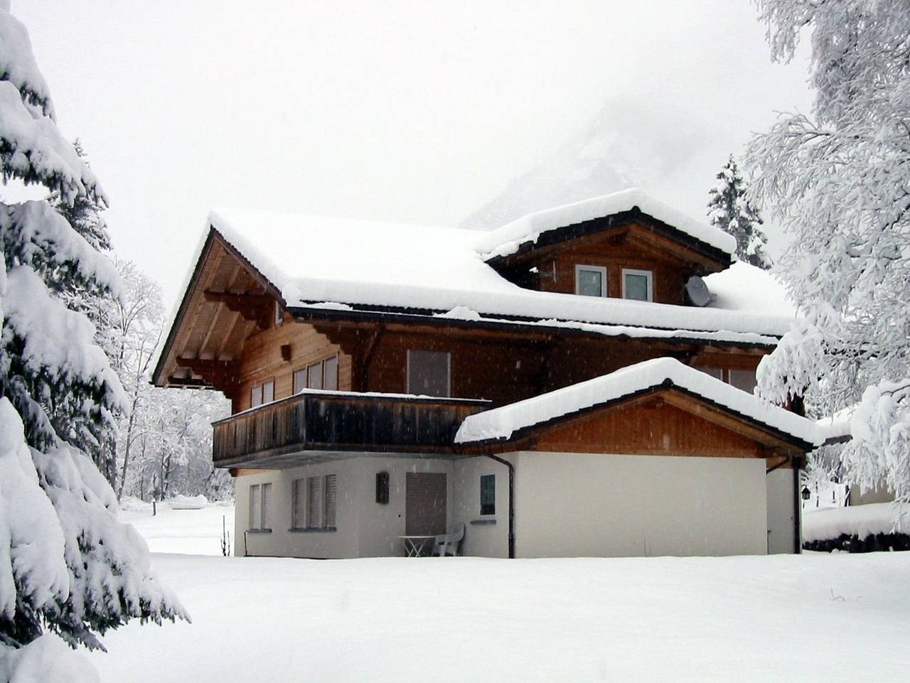 Ganze Ferienwohnung, Chalet im Ahori in Kandersteg, Frutigen - Lenk - Adelboden