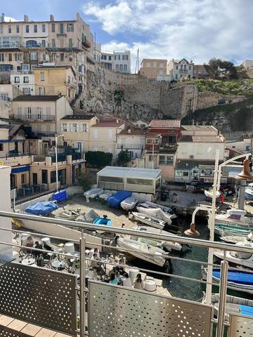 Gîte pour 2 personnes, avec vue et terrasse, animaux acceptés dans Port du Vallon des Auffes