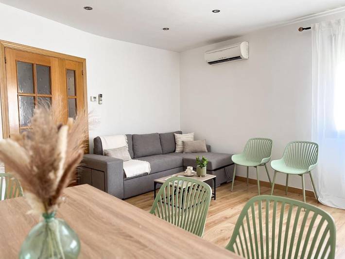 Apartamento de vacaciones para 6 personas, con piscina además de jardín y vistas, Se admiten mascotas - 1
