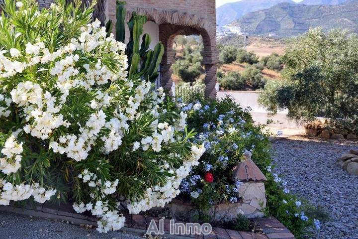 Location de vacances pour 4 personnes, avec jardin ainsi que vue et piscine, animaux acceptés à Algodonales - 4