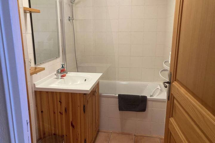 Gîte pour 4 personnes, avec balcon dans Office De Tourisme De Serre Chevalier Bureau De Saint Chaffrey - 4