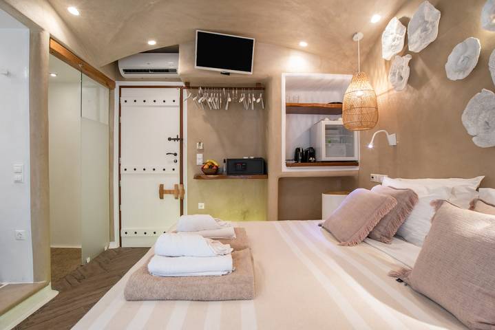 Gîte pour 2 personnes, avec jacuzzi et balcon dans Naxos - 4