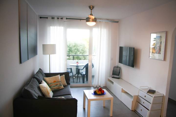 Ganze Wohnung, Ferienwohnung Sol Isla in Arenal d'en Castell mit Pool, privater Terrasse, Garten & Meerblick in Arenal d'en Castell, Es Mercadal