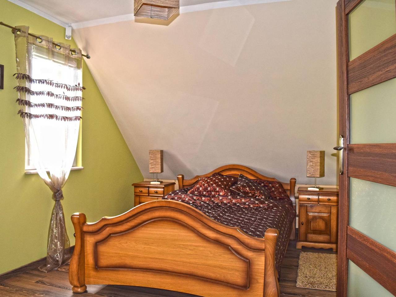 A luxury home on the shore of the lake. Living room with fireplace, 2 bedrooms. in Województwo lubuskie