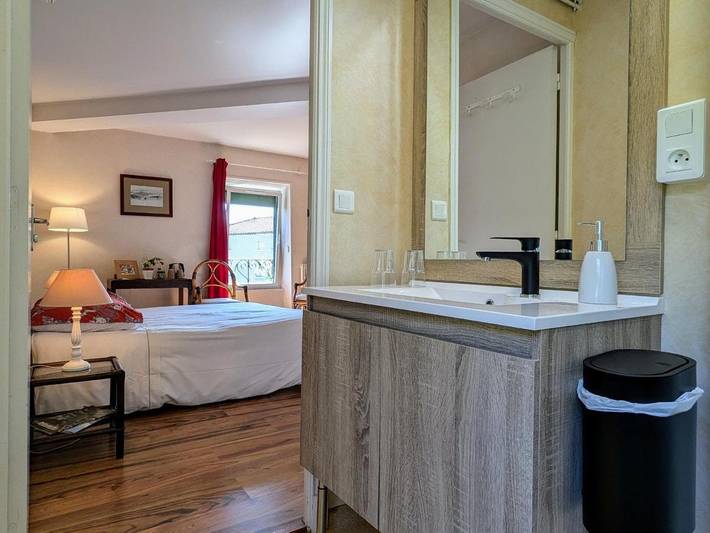 Location de vacances pour 3 personnes, avec terrasse à Lempdes-sur-Allagnon - 3