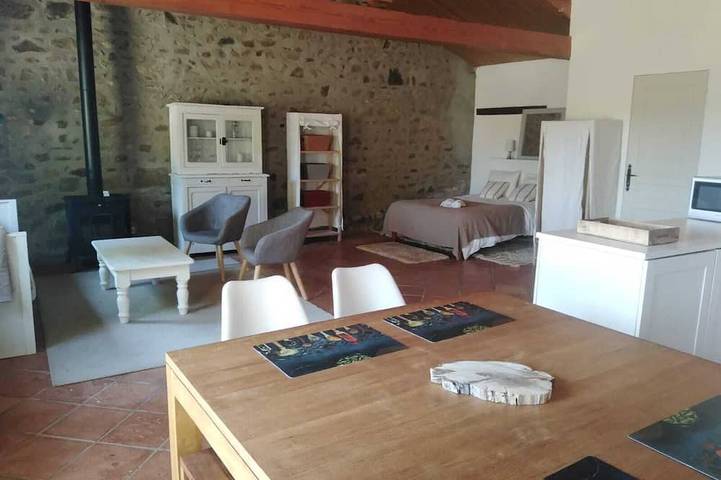 Gîte pour 6 personnes dans Le Vernet-Chaméane - 3