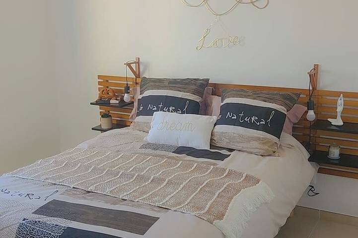 Maison cosy, jardins et détente. in Montélimar, Région de nyons