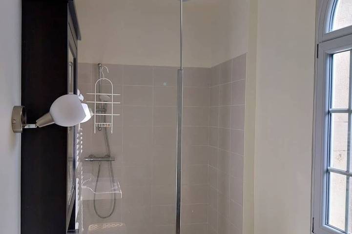 Gîte pour 4 personnes, avec jardin à Saint-Lothain - 3