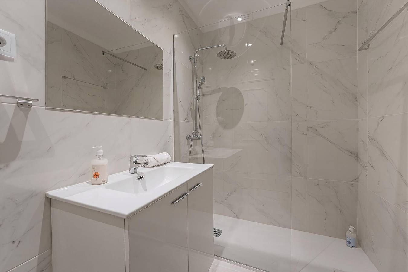 Appartement entier, Guestready - Superbe Apt près église de Cedofeita in Cedofeita, Porto