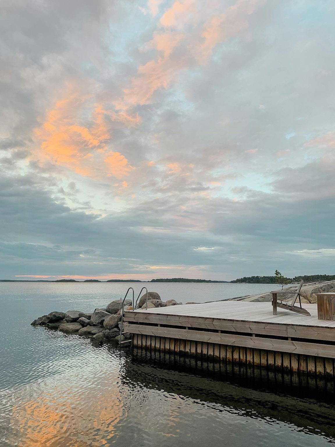Skärgårdsidyll på Möja nära hav och blåbär in Stockholms skärgård