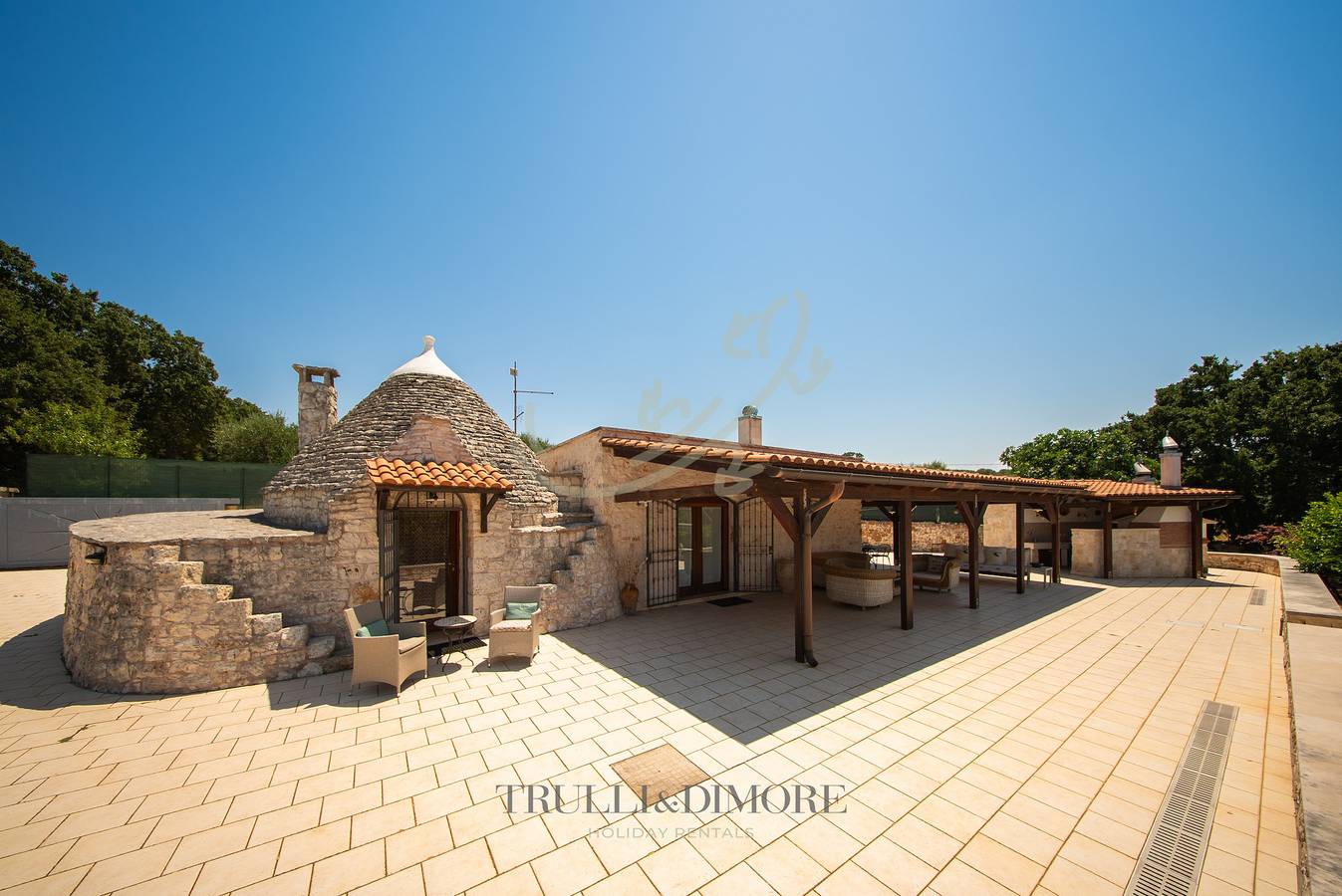 Td Villa Luna Trulli with Large Pool in Castellana Grotte, Province de Bari