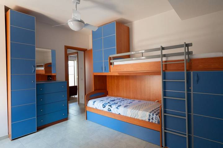 Appartamento intero, Guesthost - Casa Mirka in Pozzallo with Parking in Pozzallo, Provincia di Ragusa