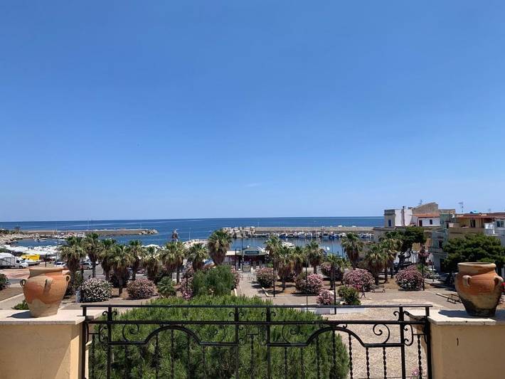 B&b per 2 persone, con Balcone e Panorama a Capaci