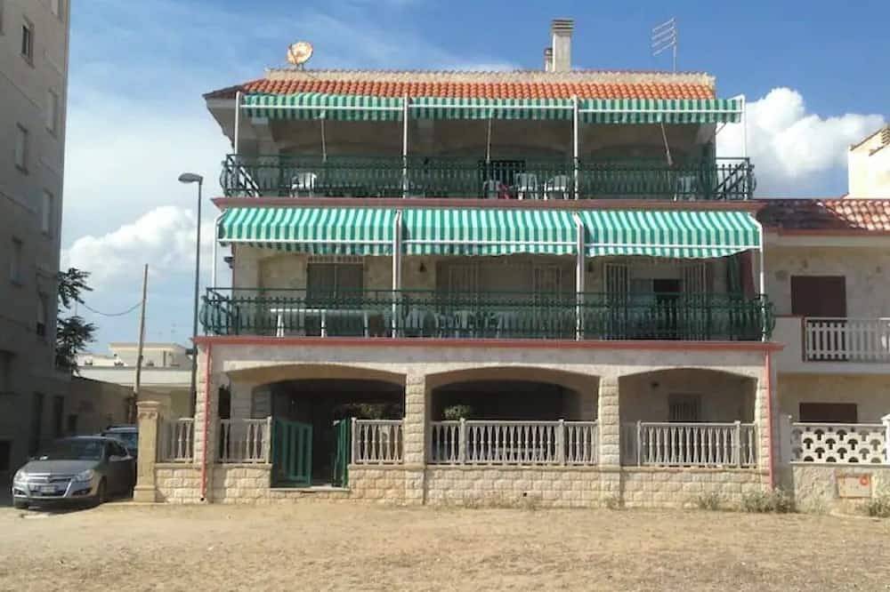 Entire apartment, Villa Lù in Salento in Campomarino (Apulia), Gulf of Taranto