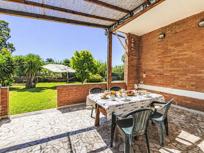 Villaggio Giornalisti 21 in Foce Verde, Latina