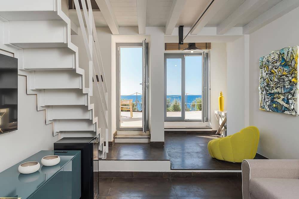 Geheel appartement, Tower of the 7 friars - Tower in Cefalu with direct access to the beach in Mazzaforno, Cefalù (Gemeente)