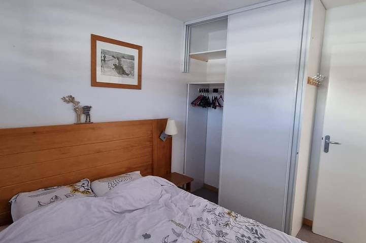 Ganze Wohnung, Large 3-room / 6-room apartment in the heart of the resort - south-facing in Saint-Étienne-en-Dévoluy, Le Dévoluy