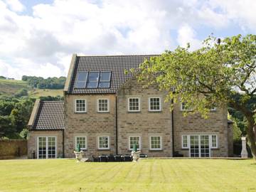 Cottage for 15 People in Barnsley, Peak District, Photo 1