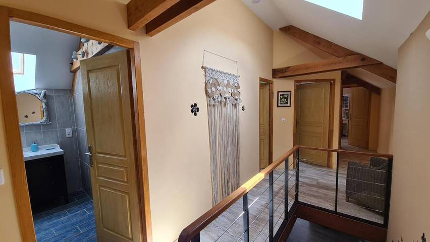 Location de vacances pour 8 personnes, avec vue dans Office De Tourisme D Ispagnac - 3