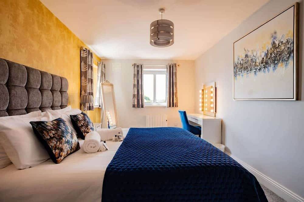 Ganze Wohnung, The Spanish Arch Retreat - Sleeps 4 in Eyre Square, Galway